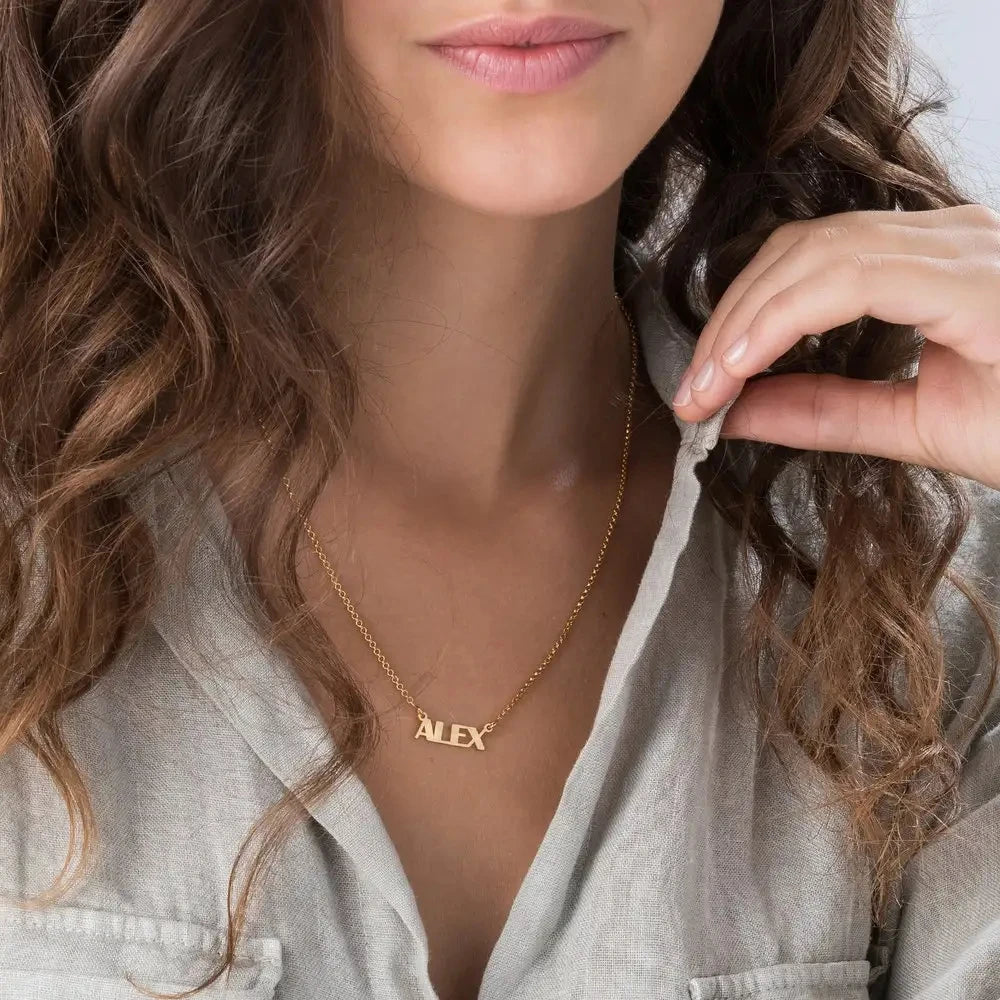 Personalized Gold Stainless Steel Name Necklace for Women with Elegant Box Chain 3